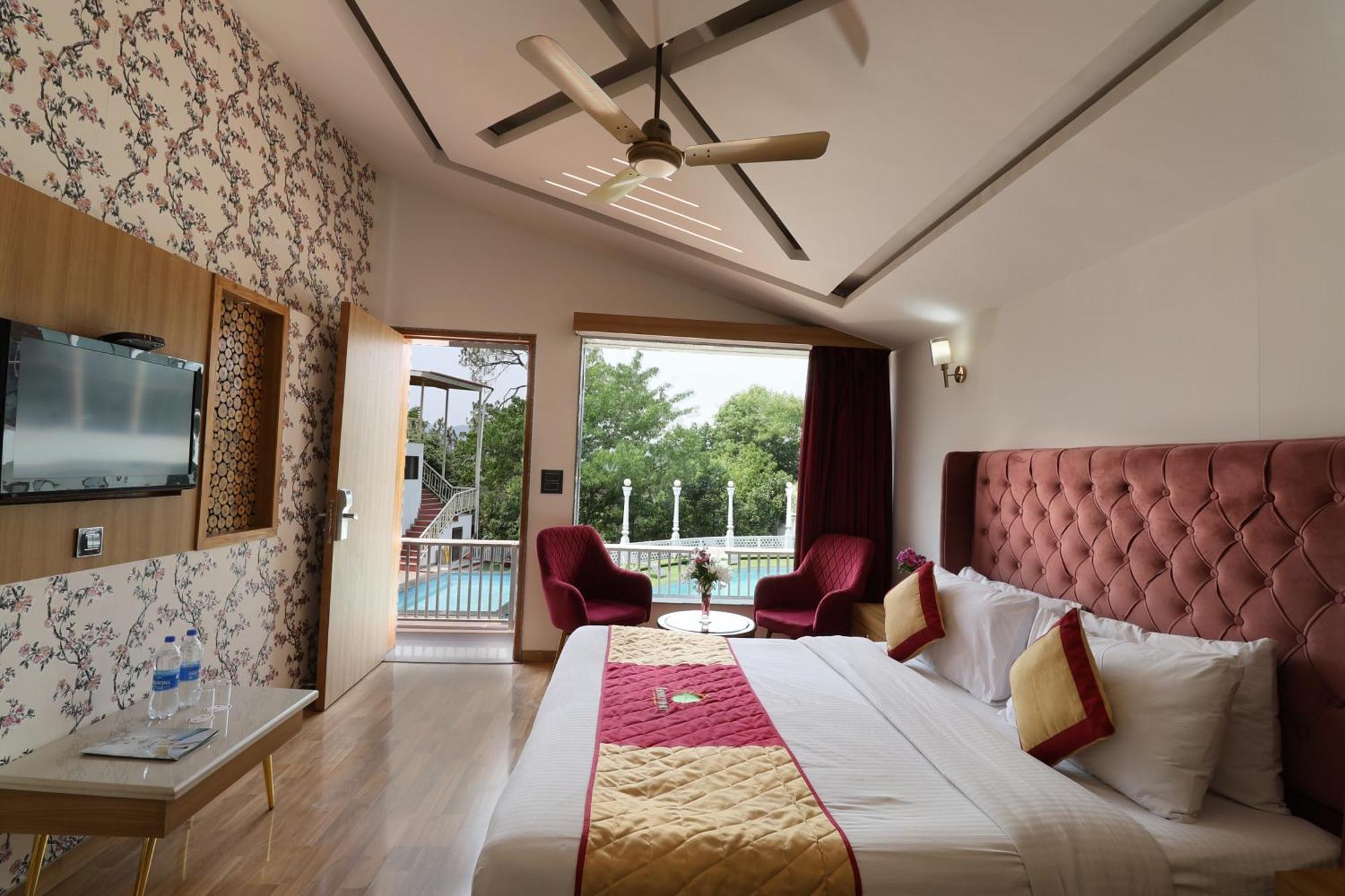 Hunky Dory Resort And Spa Dhar Khurd ภายนอก รูปภาพ
